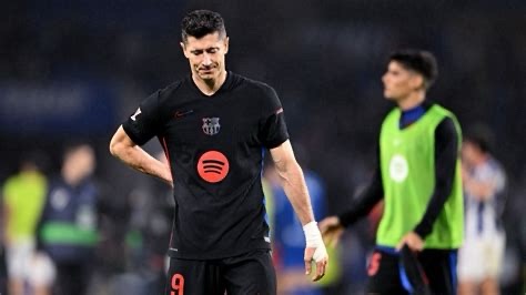 Read more about the article Robert Lewandowski kontuzjowany – czy to początek końca legendy?