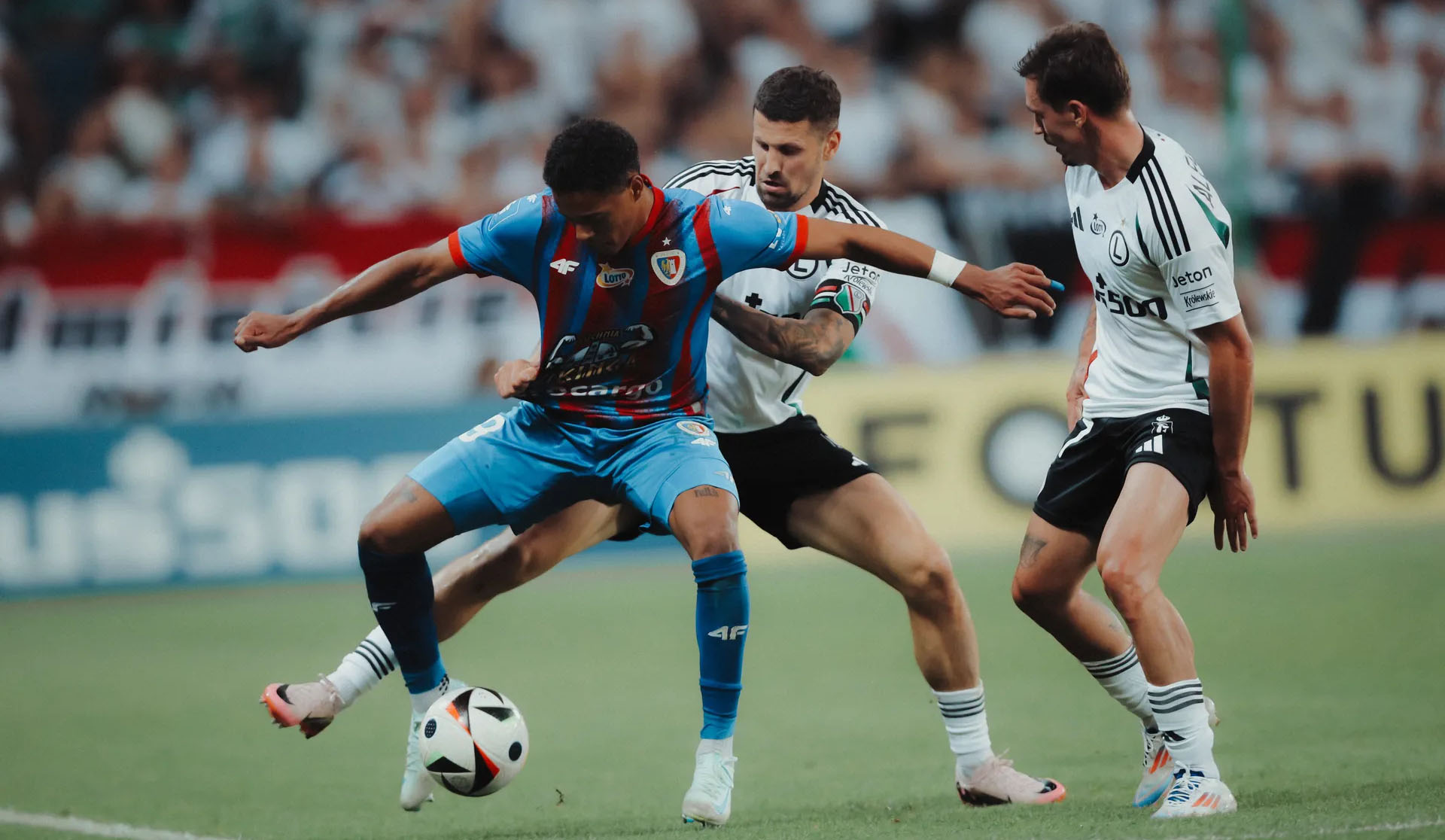 Read more about the article Legia Warszawa vs Piast Gliwice